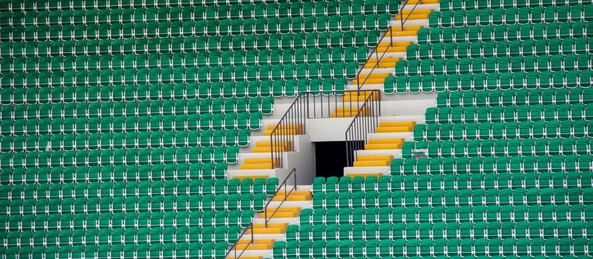 Training security on steep stadium stairs
