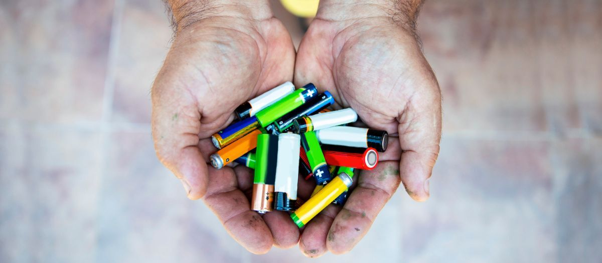 Shifting toward battery-free FM