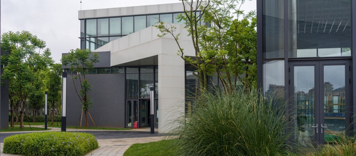Assessing & maintaining exterior hard surfaces without a laboratory