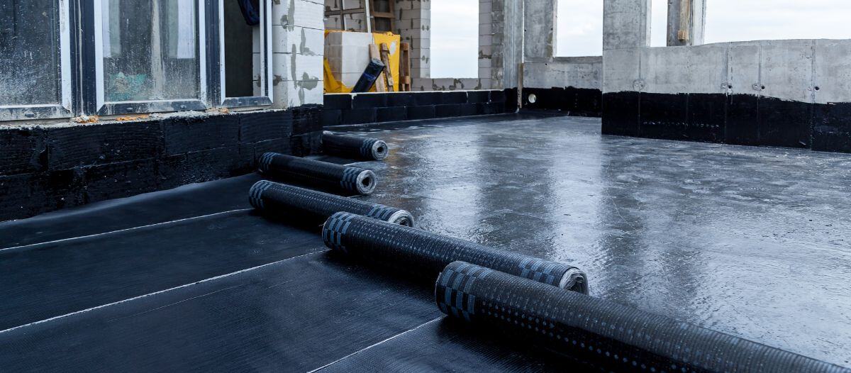 The advantage of using a consultant for roof & pavement projects