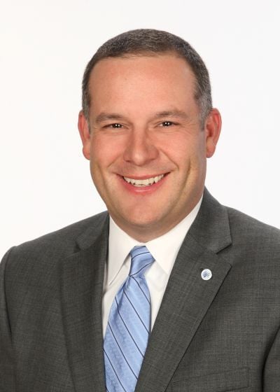  Mark Reinbold